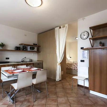 Apartment Garden Costermano